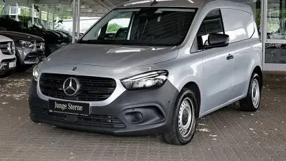 Gebraucht Mercedes Citan 112 116 PS (85 kW) 2022 Helvinsilber metallic Van / Kleinbus