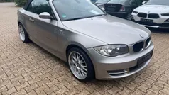 Silber Gebraucht 2009 BMW 118 Cabriolet Advantage Cabrio | 6.700 € (Fairer Preis)