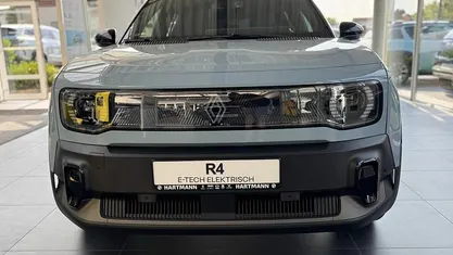 Gebraucht Renault 4 E-Tech Komfort 110 kW (150 PS) 2025 Blau SUV