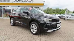 Diamnatschwarz Gebraucht 2024 Opel Grandland X SUV | 22.950 € (Fairer Preis)