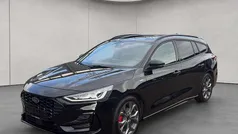 Schwarz Gebraucht 2025 Ford Focus ST-Line X Kombi | 25.780 € (Superpreis)