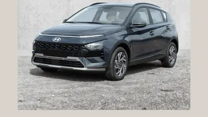 Neu Hyundai Bayon Trend 90 PS (66 kW) 2026 Grau SUV