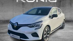Weiß Gebraucht 2023 Renault Clio V Evolution Limousine | 14.997 € (Fairer Preis)