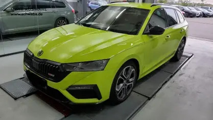 Gebraucht Skoda Octavia RS 245 PS (180 kW) 2023 Grün Kombi