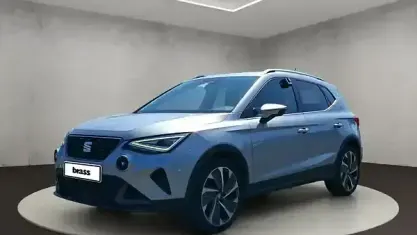 Gebraucht Seat Arona FR 150 PS (110 kW) 2023 Urban silber metallic SUV