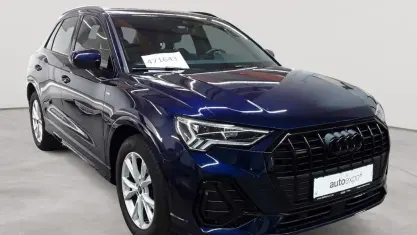 Gebraucht Audi Q3 S-Line 150 PS (110 kW) 2023 Navarrablau metallic SUV