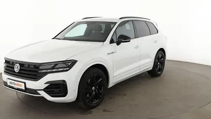 Weiß Gebraucht 2018 VW Touareg R-line SUV | 40.180 € (Fairer Preis)