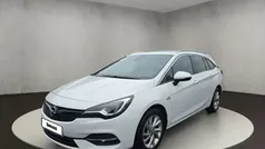 Schnee weiß (uni) Gebraucht 2020 Opel Astra Elegance Kombi | 15.950 € (Fairer Preis)