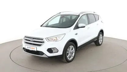 Gebraucht Ford Kuga Titanium 150 PS (110 kW) 2018 Weiß SUV