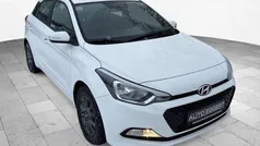 Weiss Gebraucht 2018 Hyundai i20 YES! Limousine | 9.990 € (Guter Preis)