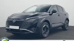 Pearl black schwarz Gebraucht 2024 Nissan Qashqai Comfort SUV | 29.890 € (Superpreis)