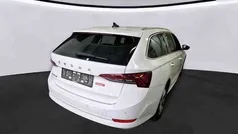 Weiss Gebraucht 2023 Skoda Octavia Style Kombi | 24.977 € (Fairer Preis)