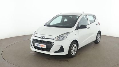 Gebraucht Hyundai i10 Basis 67 PS (49 kW) 2017 Weiß Kleinwagen