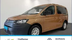 Braun Gebraucht 2024 VW Caddy Basis Van / Kleinbus | 28.448 € (Fairer Preis)