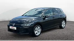 Schwarz Gebraucht 2024 VW Golf VIII Life Limousine | 27.444 € (Fairer Preis)