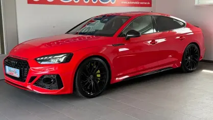 Gebraucht Audi RS5 Sportback Ambiente 450 PS (330 kW) 2021 Rot Limousine