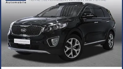 Schwarz Gebraucht 2016 Kia Sorento Platinum Edition SUV | 21.870 € (Fairer Preis)