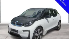 Weiß Gebraucht 2022 BMW i3 Comfort Edition Kleinwagen | 20.890 € (Fairer Preis)