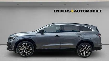 Neu Renault Espace Iconic 131 PS (96 kW) 2025 Grau Van / Kleinbus