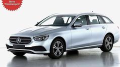 Hightechsilber metallic Gebraucht 2022 Mercedes E220 Avantgarde Kombi | 35.444 € (Fairer Preis)