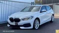 Alpinweiß uni Gebraucht 2023 BMW 118 Advantage Kleinwagen | 23.990 € (Guter Preis)
