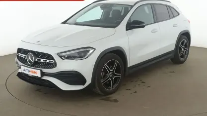 Gebraucht Mercedes GLA200 AMG line 163 PS (119 kW) 2023 Weiß SUV