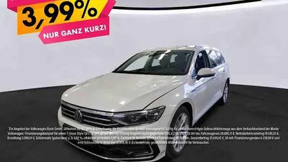 Gebraucht VW Passat GTE 218 PS (160 kW) 2020 Oryxweiß perlmutteffekt Kombi
