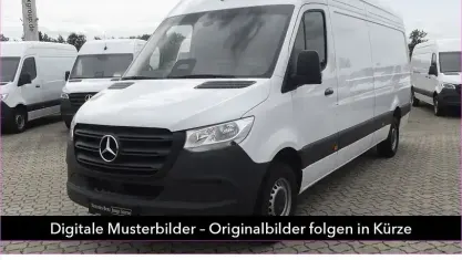 Gebraucht Mercedes Sprinter 170 PS (125 kW) 2025 Weiß Van