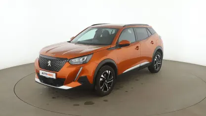 Gebraucht Peugeot 2008 Allure 131 PS (96 kW) 2021 Orange SUV