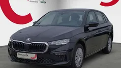Black magic perleffekt Gebraucht 2025 Skoda Scala Essence Kleinwagen | 16.540 € (Superpreis)