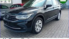 Deep black perleffekt Gebraucht 2022 VW Tiguan SUV | 29.970 € (Guter Preis)