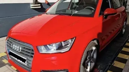 Gebraucht Audi A1 70 PS (51 kW) 2019 Rot SUV