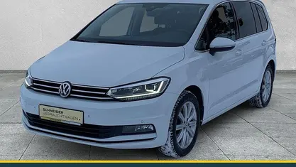 Weiß Gebraucht 2018 VW Touran Highline Van / Kleinbus | 23.890 € (Fairer Preis)