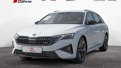 Uusi Skoda Octavia RS 265 HP (194 kW) 2025 Valkoinen Farmari