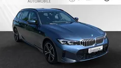 Arctic race blau metallic Gebraucht 2024 BMW 330 M Sport Kombi | 40.700 € (Superpreis)