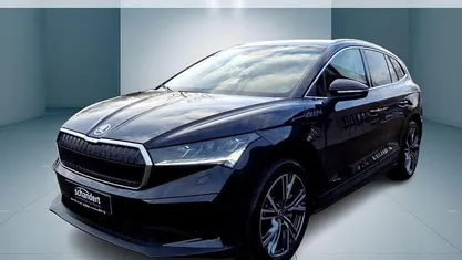 Gebraucht Skoda Enyaq iV Loft 150 kW (204 PS) 2023 Schwarzmagic perleffekt SUV