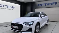 Weiss Gebraucht 2024 Audi A3 Business | 27.950 € (Guter Preis)