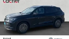 Schwarz Gebraucht 2024 VW Tiguan Life SUV | 36.890 € (Fairer Preis)