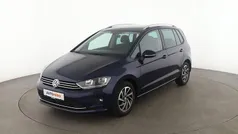 Blau Gebraucht 2017 VW Golf Sportsvan Sound Van / Kleinbus | 15.430 € (Fairer Preis)