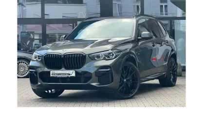 Używany BMW X5 M Sport 340 KM (250 kW) 2023 Szary SUV