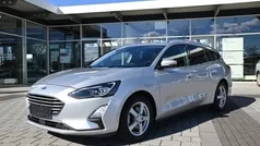 Silber Gebraucht 2020 Ford Focus Kombi | 15.330 € (Guter Preis)