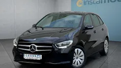 Gebraucht 2022 Mercedes B250e Van / Kleinbus | 21.749 € (Guter Preis)