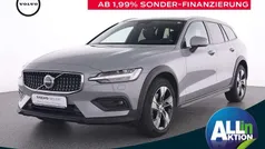 Gebraucht 2023 Volvo V60 CC Plus Kombi | 37.250 € (Guter Preis)