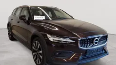Gebraucht 2020 Volvo V60 CC Pro Kombi | 26.490 € (Fairer Preis)