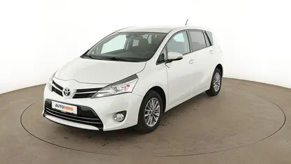 Gebraucht Toyota Verso Edition-S 147 PS (108 kW) 2016 Weiß Van / Kleinbus