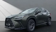Grün Neu 2025 Lexus NX350h SUV | 55.990 €