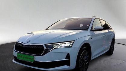 Gebraucht Skoda Octavia Tour 204 PS (150 kW) 2025 Moonweiss metallic Kombi