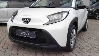 Gebraucht 2025 Toyota Aygo X Business Edition SUV | 17.479 € (Fairer Preis)