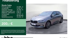 Grau Gebraucht 2024 Skoda Fabia Selection Limousine | 22.099 € (Fairer Preis)