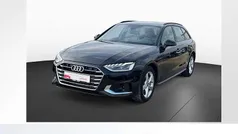 Mythosschwarz metallic Gebraucht 2024 Audi A4 Ambiente Kombi | 35.890 € (Fairer Preis)